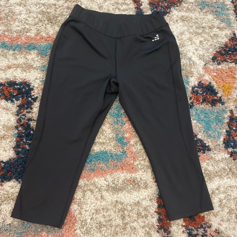 BCG 3/4 length leggings 🩶
